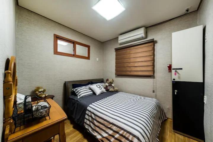 Funstay Inn Guesthouse Пусан Экстерьер фото
